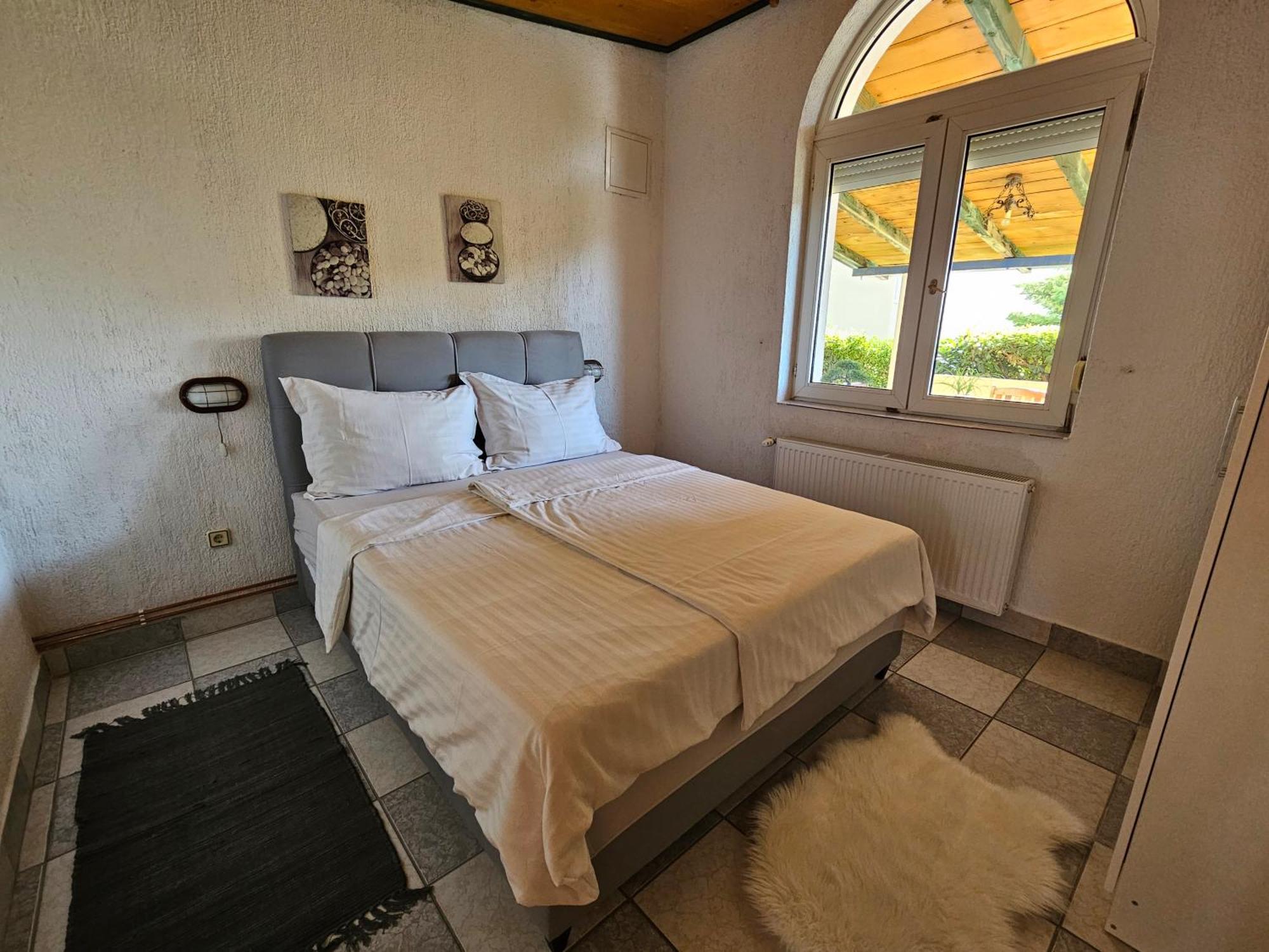 Apartmani Sanja Klenovica Exterior photo